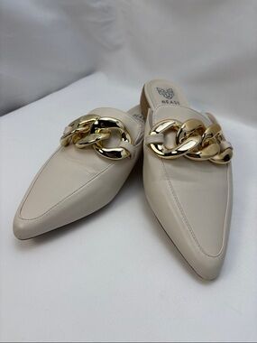 Beast Fashion Women’s Sz9 Cream Leather Slip-On Mules with Gold Chain Accent#298